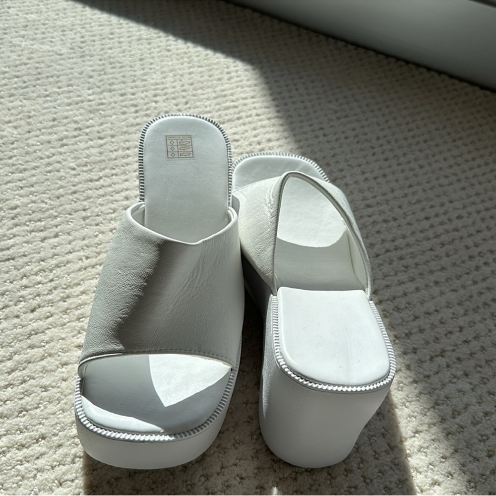 White Platform Wedge Slide Sandals Open Toe Y2K Minimalist EU 37 US 7 - Picture 4 of 5
